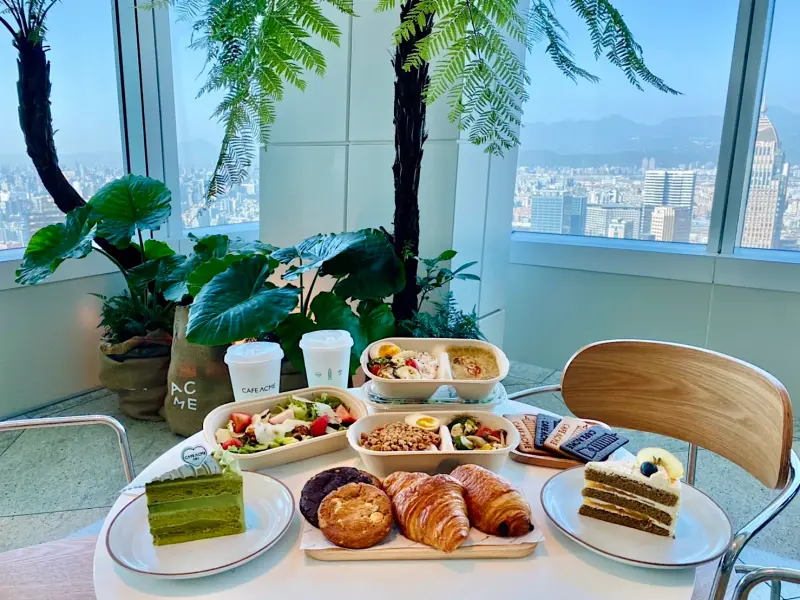 ▲超Chill高空咖啡廳「CAFE ACME mini | Taipei 101」,預料又將掀起朝聖打卡熱潮。(圖/記者蕭涵云攝)