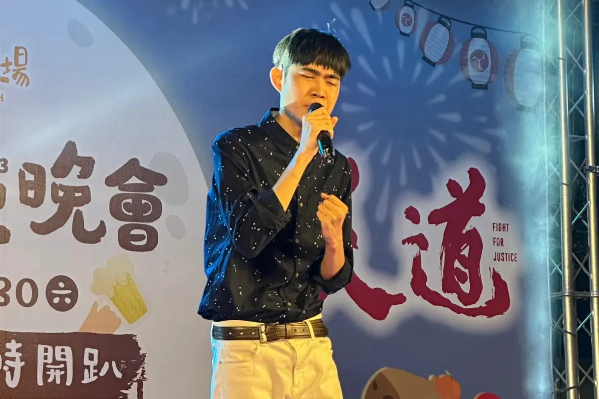 ▲《超級紅人榜》出身的20歲歌手柯辰勳逝世，被發現陳屍於長榮鳳凰酒店員工更衣室其中一間廁所，身前最後貼文令大批粉絲相當不捨。（圖／翻攝自柯辰勳粉專）