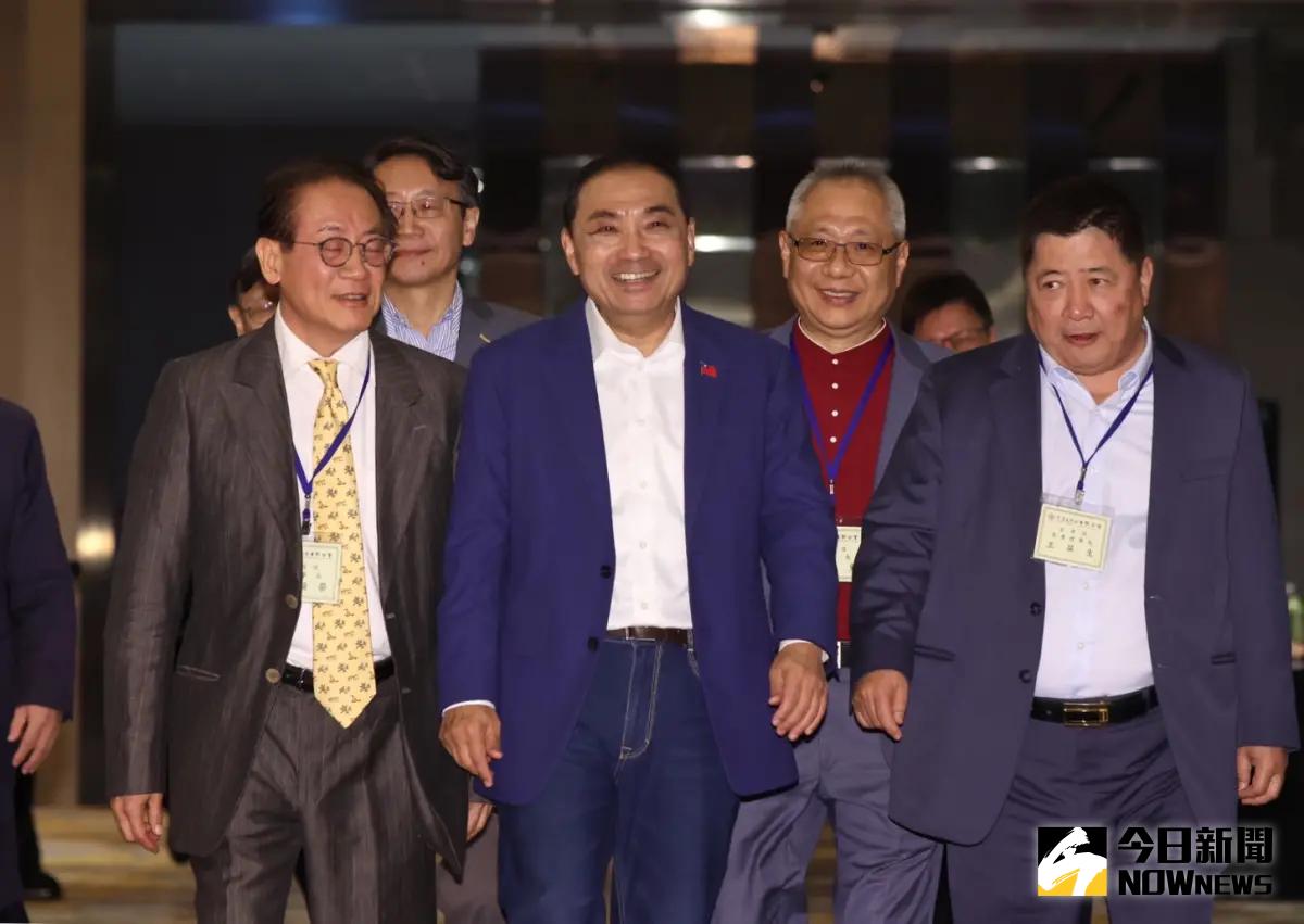 ▲國民黨總統參選人侯友宜自曝，君悅會後天天打給郭台銘。（圖／資料照）