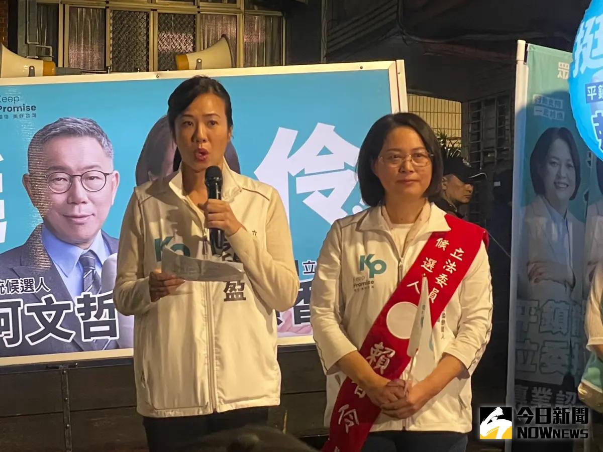 ▲對於家人說她這次參選並未徵詢家族意見，吳欣盈當場反問媒體，「你當記者有問過爸媽嗎？」並質疑提問的記者是「在剝削女權嗎？」（圖／記者李春台攝，2023.11.29）