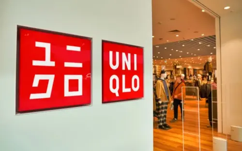 ▲UNIQLO的名稱由其實是源自於英文詞語Unique clothing，當初公司在填寫公司註冊商標時，誤把C填成了Q，因此最後名稱才會變成UNIQLO。（示意圖／取自Shutterstock）