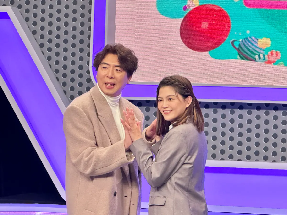 ▲葉欣眉（右）接新益智節目，搭檔換成梁赫群，胡瓜傳訊祝福。梁赫群靠模仿孔劉，海撈上千萬。（圖／記者黃盈容攝）