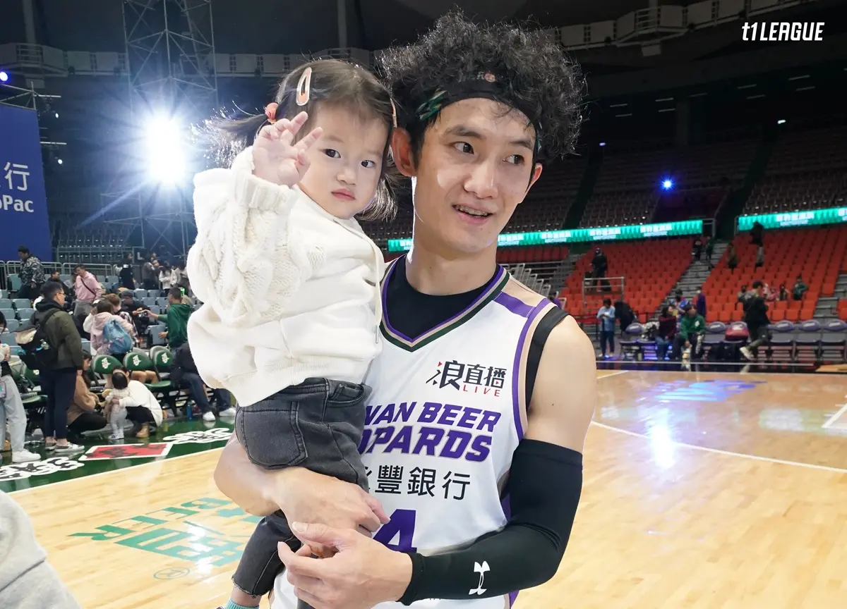 ▲蔣淯安達成個人T1生涯千分里程碑，也是聯盟第3人，特別感謝家人對自己的幫助。（圖／T1聯盟提供）