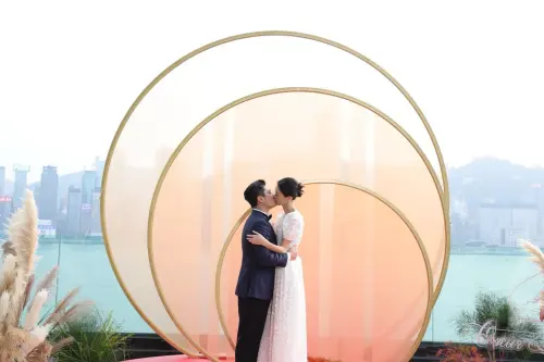張艾嘉獨子王令塵舉行婚宴,與交往7年的29歲火辣大陸超模游天翼完婚。(圖/Number One PR Communication Limited提供) ▲張艾嘉獨子王令塵舉行婚宴,與交往7年的29歲火辣大陸超模游天翼完婚。(圖/Number One PR Communication Limited提供)