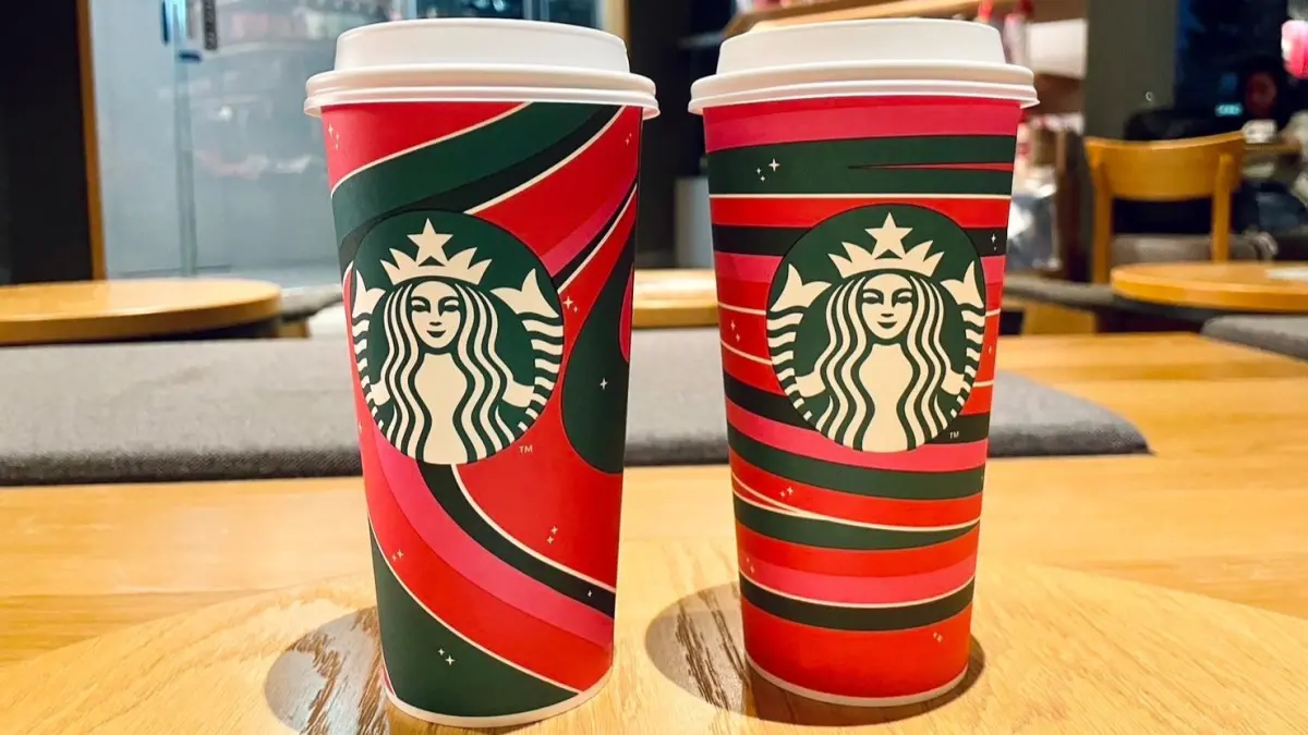 ▲咖啡、手搖飲料控出動！聖誕2023「8大手搖飲料買一送一」優惠，一次整理烏弄、TEA TOP、初韻、頃刻間、85度C、旺月捌好康，鶴茶樓「每杯只要1元」，星巴克也有買一送一。（圖／記者蕭涵云攝）