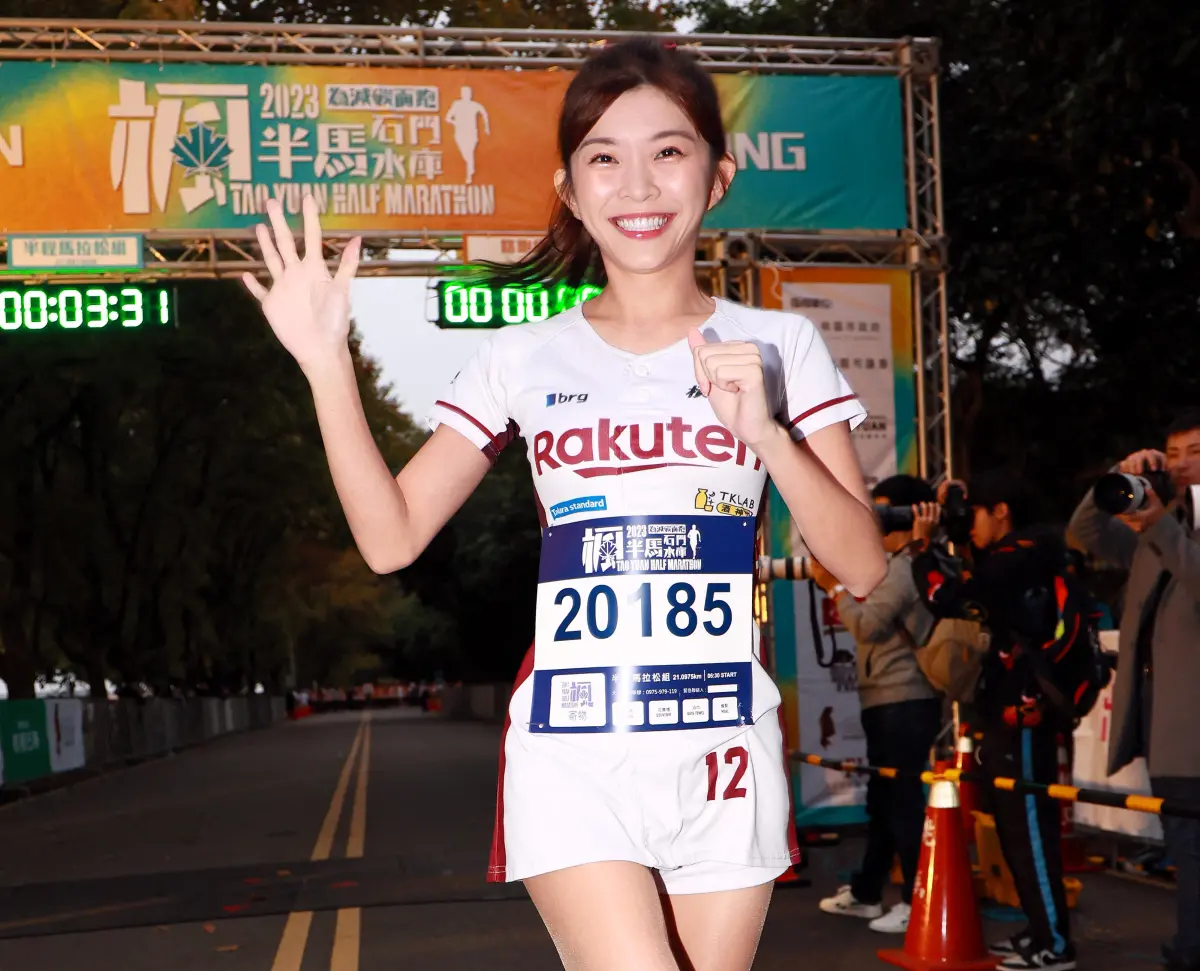 ▲林影樂與21KM半馬組一同起跑。（圖／桃園半程馬拉松提供）