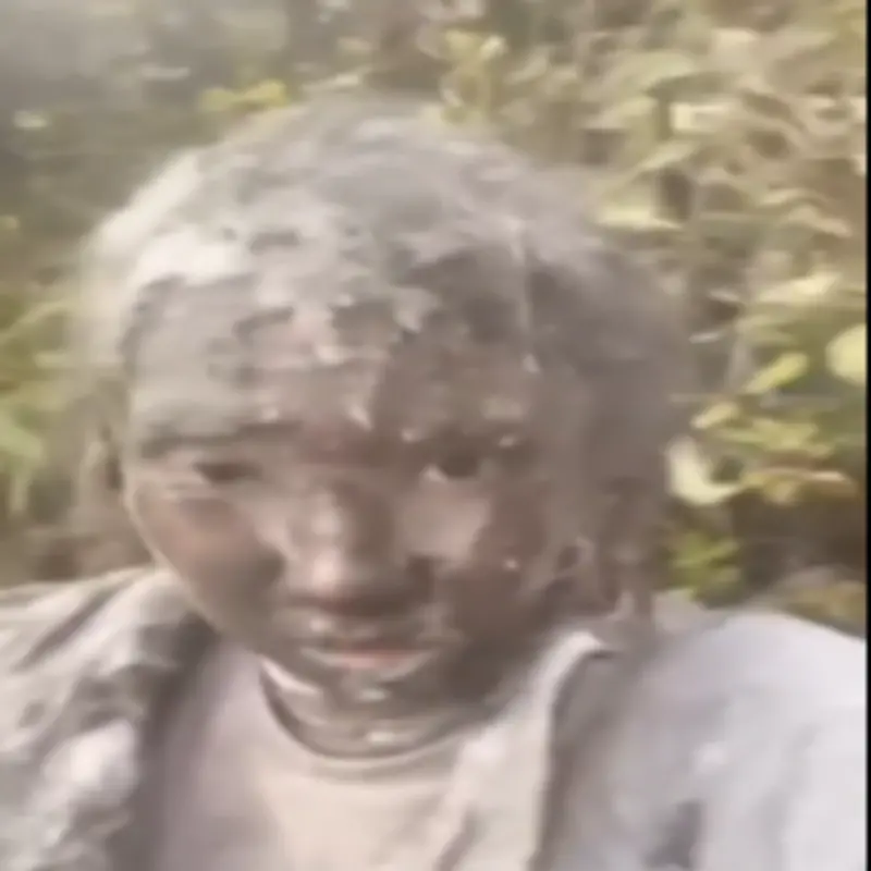 還有多人受困！印尼火山爆發　登山客「滿臉灰」畫面曝
