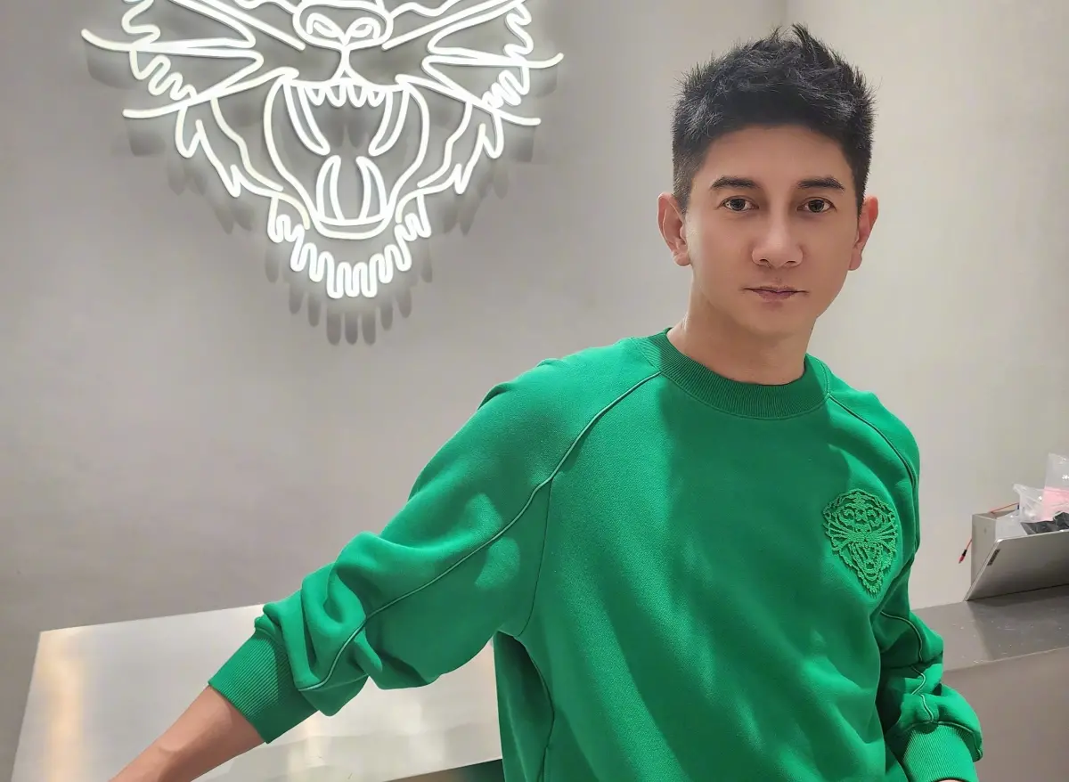 ▲吳奇隆屢傳婚變劉詩詩，他坦言近幾年減少表演工作，會多時間陪孩子、經營家庭。（圖／吳奇隆微博）