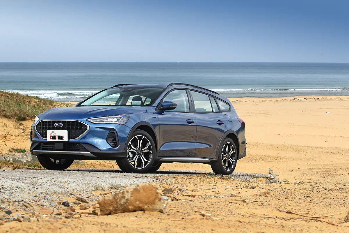 ▲ 這樣跨得剛剛好 ─ Ford Focus Ative Wagon Vignale試駕 