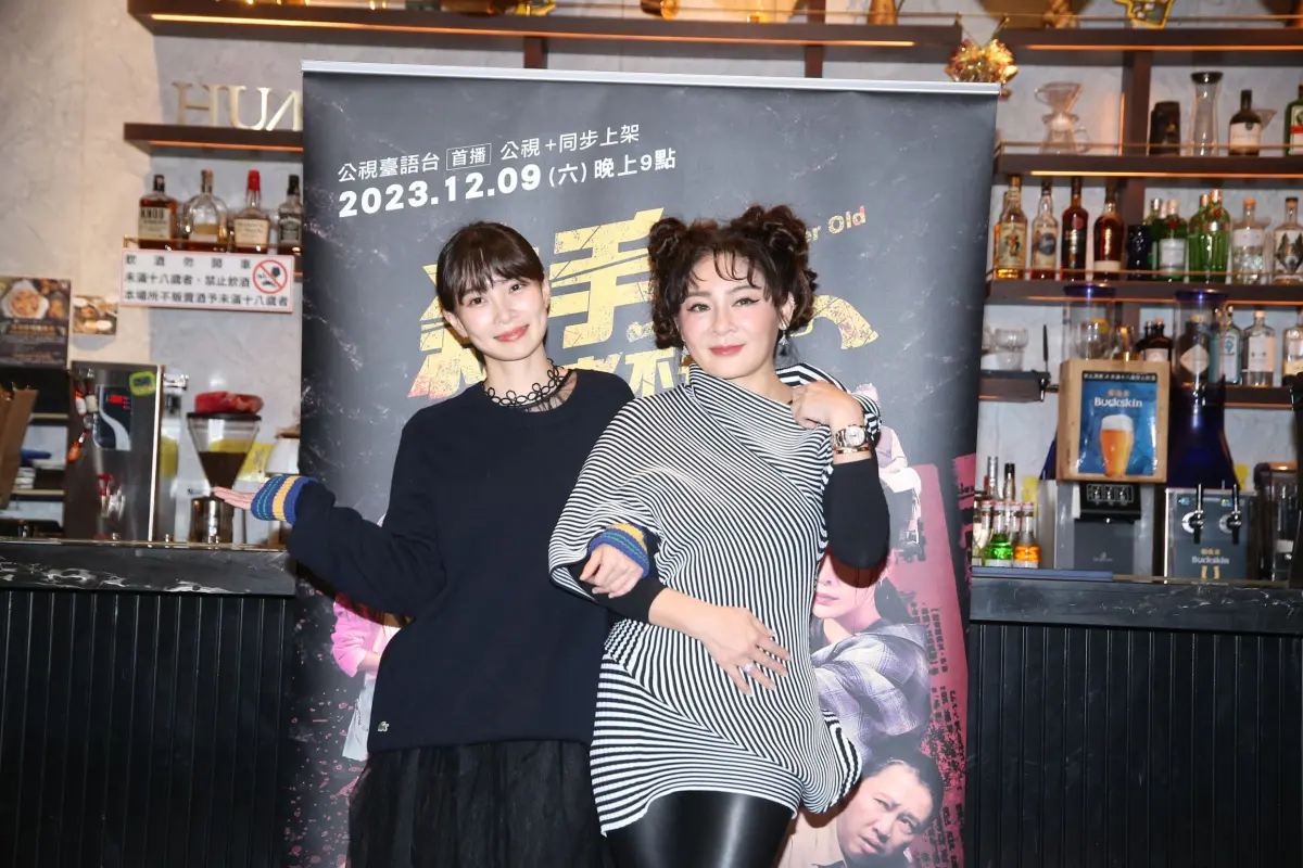 ▲「北影影后」李亦捷（左）新婚3個月宣布停工，王彩樺傳授「著床」妙招。（圖／記者吳翊緁攝）