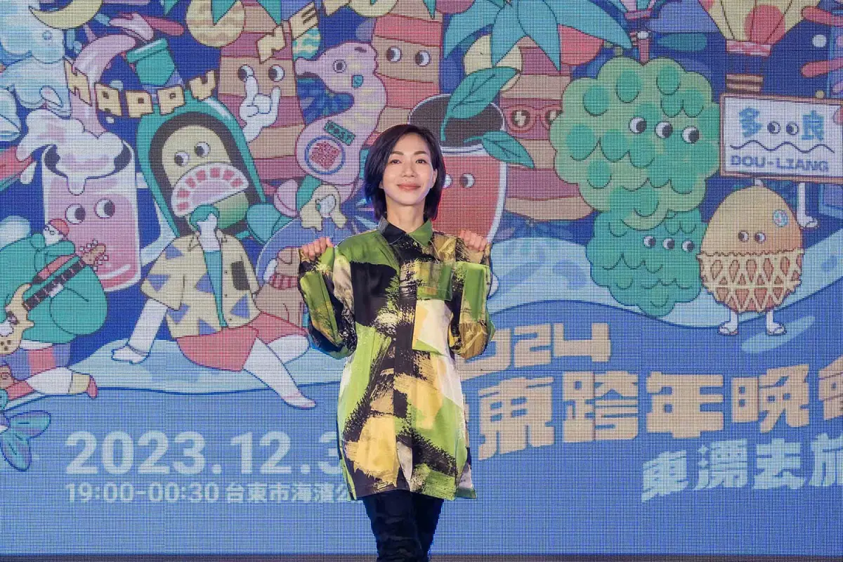 ▲萬芳今出席「2024台東跨年晚會-東漂去旅行」記者會，談到與金馬獎擦肩而過，她看很開稱「參與已經很開心了，生命已經值得了。」台東跨年還有陳綺貞等大咖歌手，相當精彩。（圖／台東縣政府）