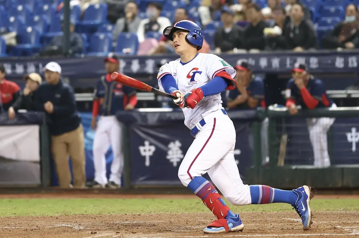 ▲亞錦賽中華隊三壘手劉基鴻開轟，單局4安打貢獻4分打點。（圖／棒協提供）