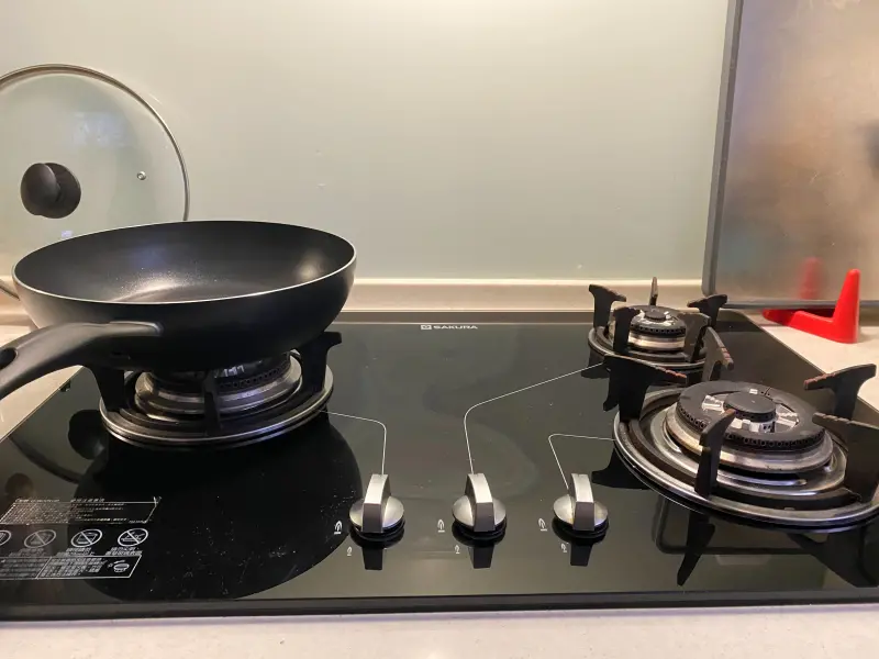 ▲消防署提醒，旅遊前除了收拾行李，還要記得關閉瓦斯爐具、液化石油氣容器(如：瓦斯桶)或天然氣。（圖／記者徐銘穗攝）