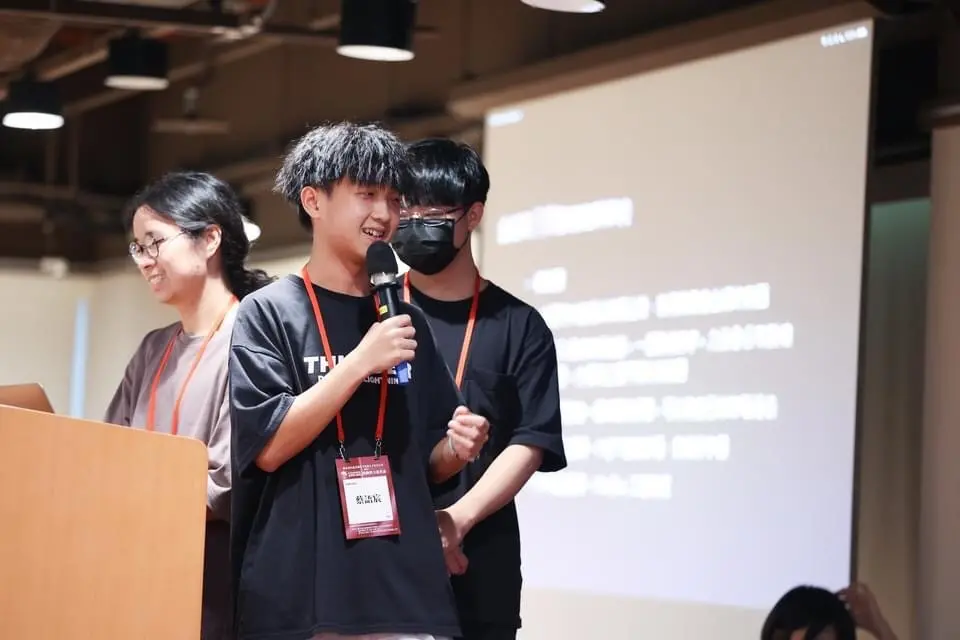 ▲甫從技高畢業的蔡語宸，在資安領域嶄露頭角，循特殊選才管道進入陽明交大資工系，盼未來提升台灣資安環境。（圖／蔡語宸提供）