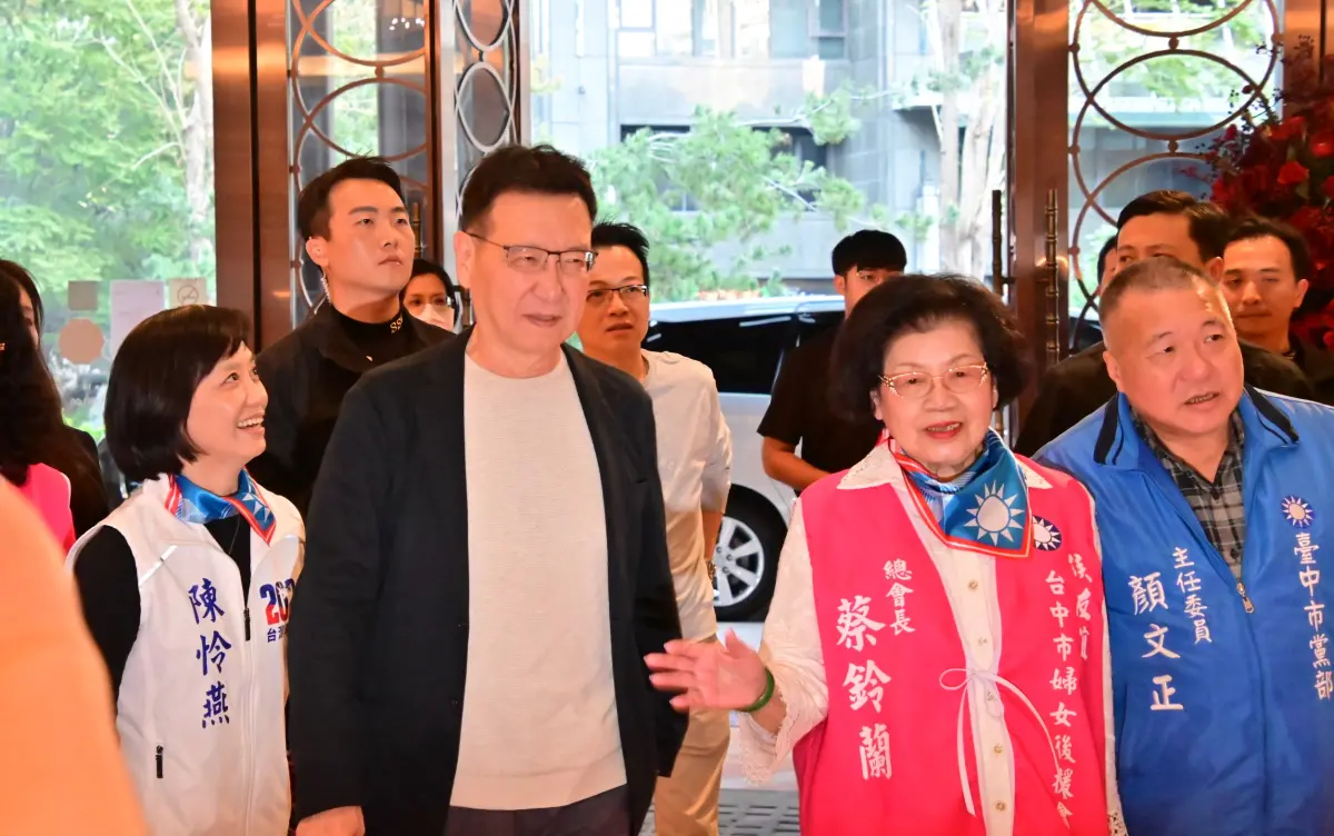 ▲國民黨副總統候選人趙少康今到台中，出席「台中市婦女侯援會」。 （圖／記者顏幸如攝，2023.12.07）