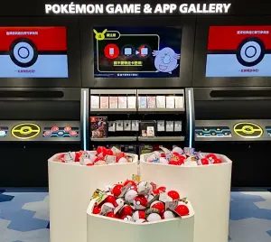 寶可夢中心7大亮點一篇看懂!飛龍衝過新光三越 藏皮卡丘非賣品 ▲Pokémon GAME & APP GALLERY遊戲體驗區。(圖/記者蕭涵云攝)