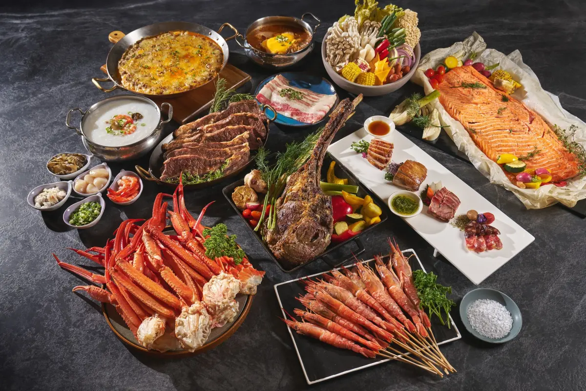 ▲台北六福萬怡酒店歡慶八周年並結合雙12，敘日全日餐廳即日起至12月29日，於官方粉絲團擷取八周年活動貼文，平日下午茶，兩人同行第二人餐費8元；平日午、晚餐，兩人同行享餐費第二人半價。（圖／台北六福萬怡提供）