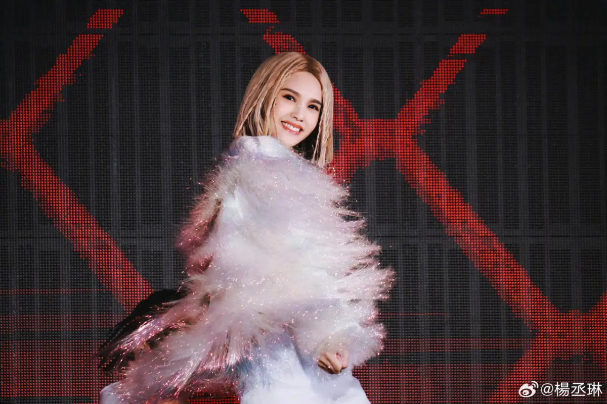 ▲楊丞琳笑虧「河南人愛騙人」挨批，大陸相關部門已經出手調查。（圖／翻攝自楊丞琳微博）