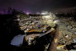 影／田納西州受大型龍捲風侵襲！至少6死23傷　屋宅全毀宛如末日
