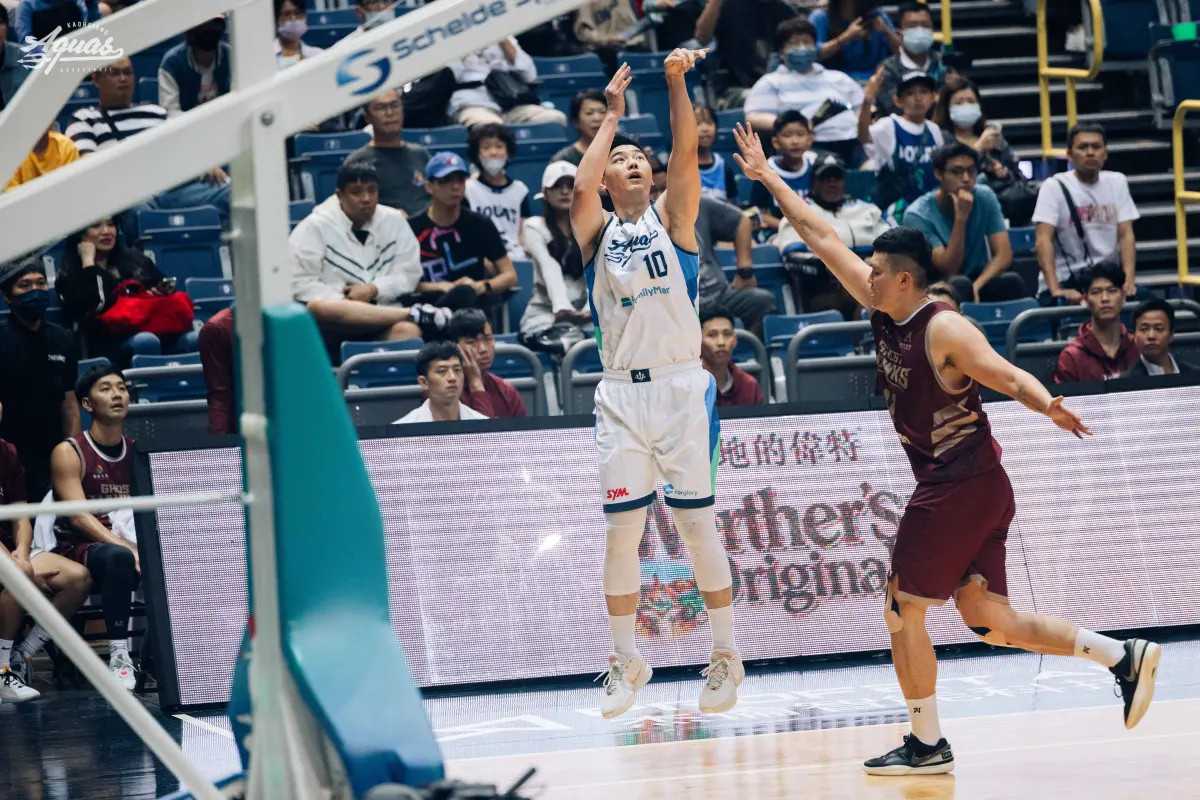 ▲海神隊一哥胡瓏貿個人單節灌進17分，率隊終場以110：82贏球。（圖／高雄全家海神隊提供）