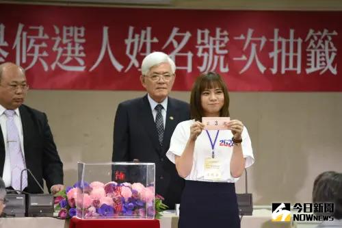 侯康配總統號次「3號」!侯辦喊:總統票投三 做你的靠山