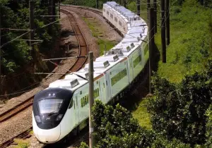 鐵道迷快收藏！台鐵與日本KATO合作　明年12月推出EMU3000模型
