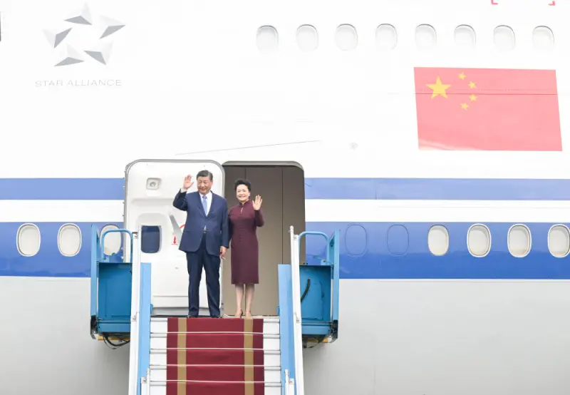 ▲中國國家主席習近平於今（12）日訪問越南，而他投稿文章在越南報紙上刊登。（圖／翻攝自臉書）