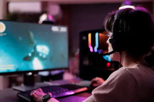 《英雄聯盟》還在前3名！2025全球遊玩時數排行　老遊戲真的太猛
