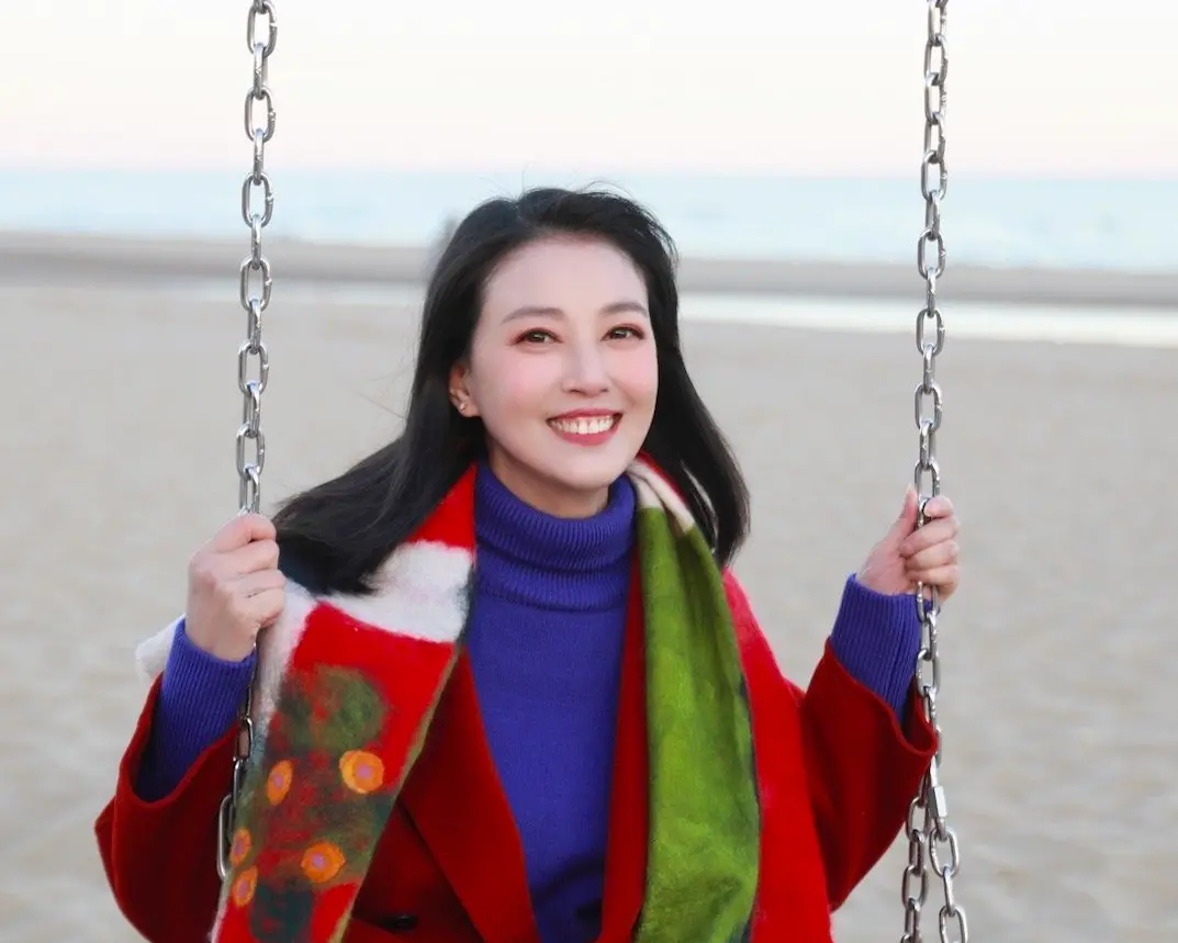 ▲周海媚工作室證實她於11日離世，外傳生前飽受「紅斑性狼瘡」折磨之苦。紅斑性狼瘡是一種自體免疫性疾病，好發於20至49歲的女性，全台領有「重大傷病卡」的全身性紅斑性狼瘡患者超過2萬5400人。（圖／翻攝周海媚工作室微博）