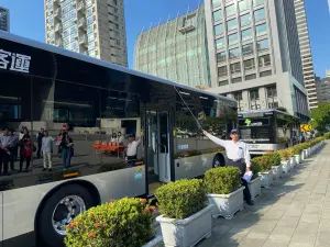 台中首批Model T電動公車　將在台灣大道奔馳
