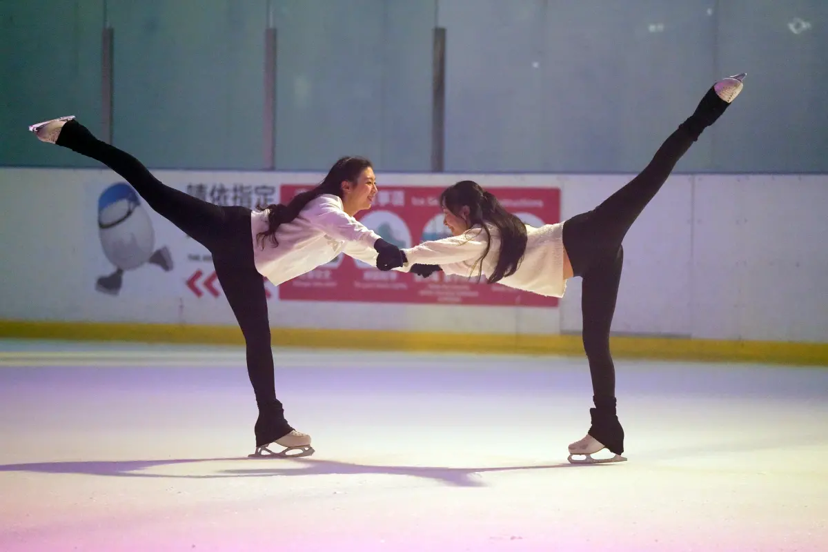 ▲2023年臺北世界滑冰日結合，慶祝臺北小巨蛋冰上樂園突破500萬人次。（圖／協會提供）