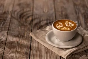 ▲Cophi團隊分享：「供應穩定只是基本功，品質更是不容馬虎！」以一年一產的咖啡生豆來說，保存控管的功夫左右了風味。(圖／品牌提供)