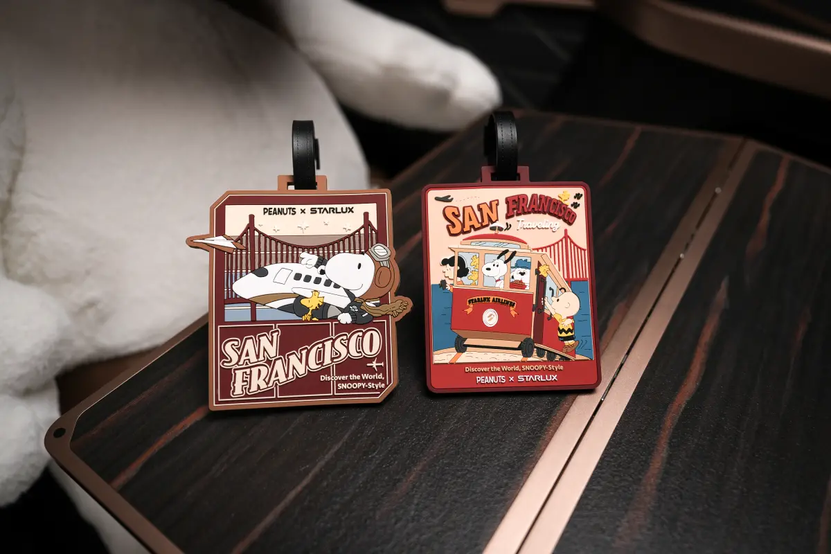 ▲歡慶舊金山開航，凡於12月16日起搶先搭乘的旅客，星宇航空將陸續於台北出發航班贈送「限量主題行李吊牌」。（圖／星宇航空）