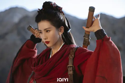 ▲《一念關山》劉詩詩俠女造型飄英氣。(圖/iQIYI國際站) ▲《一念關山》劉詩詩俠女造型飄英氣。(圖/iQIYI國際站)