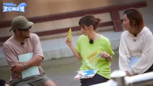 張震嶽 ▲張震嶽(左)剛出道就認識慧倫(中),認為她就像個大姊姊。