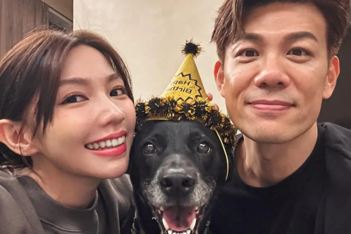 ▲曾智希（左）曬全家福照，慶祝女兒6歲生日，溫馨喊話「謝謝妳選擇了我們」。（圖／曾智希臉書） 