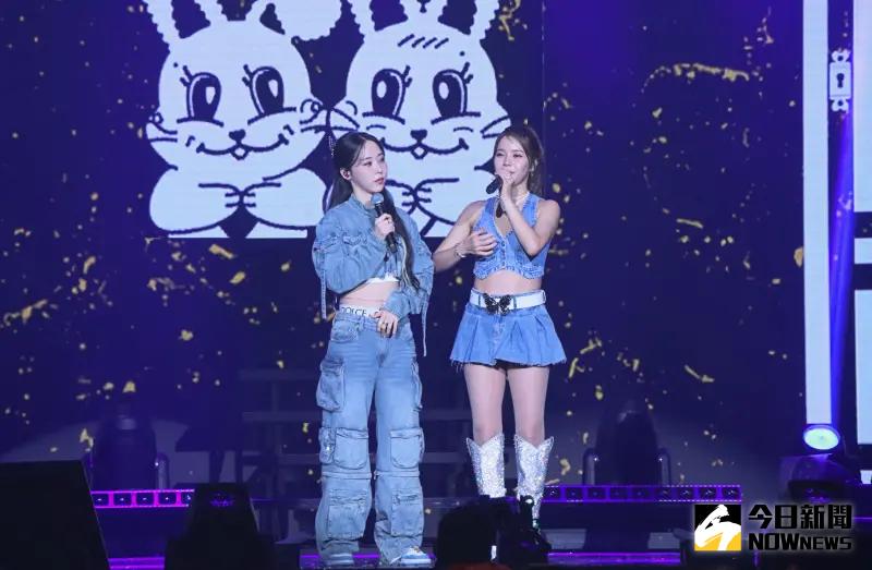 ▲MAMAMOO+高雄演唱會上,除了自身歌曲,也有表演其他女團的歌。(圖/讀者提供)