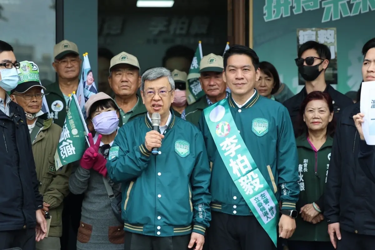 ▲陳建仁回憶過去，李柏毅多次向他描述對左楠的想像與期盼，討論著地方建設與規劃，自己深受這份熱情感動。(圖／李柏毅競選辦公室提供)