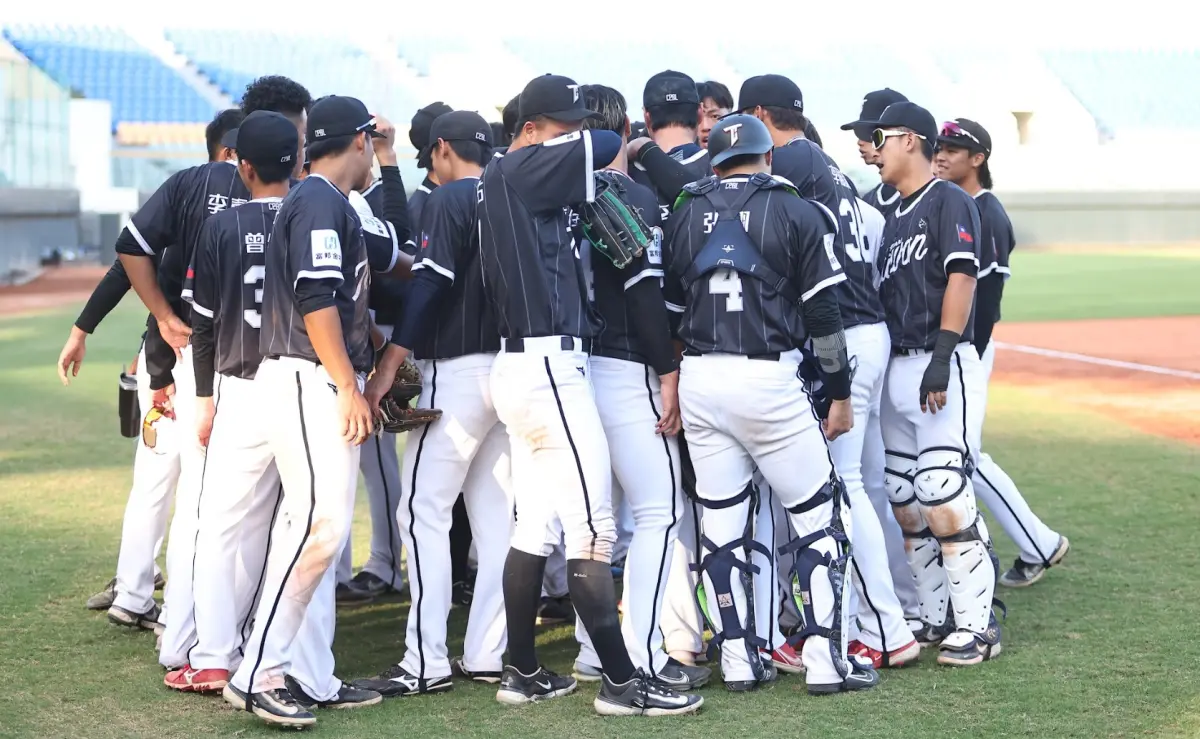 ▲中職聯隊拿下2023年冬季聯盟季軍。（圖／中職提供）