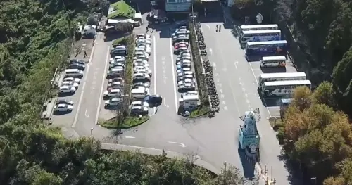 ▲位於南投縣的清境農場擁有絕美景色，還能與可愛的綿羊互動，成為民眾休假帶著全家大小的最佳景點。（圖／取自清境農場臉書）