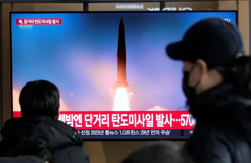  ▲北韓19日證實，該國於18日發射的是新型洲際彈道飛彈「火星-18型」。（圖／美聯社／達志影像）