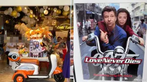▲楊紫瓊與尚陶德馬來西亞婚宴門口，擺放搞笑海報寫著「Love Never Dies」。（圖／翻攝自微博）
