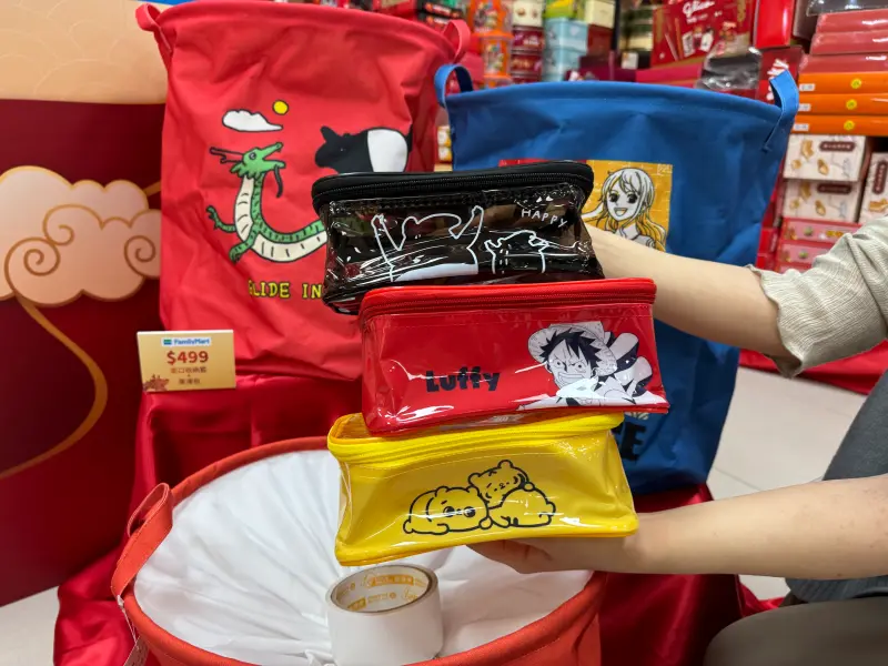 全家福袋買到「99元隱藏版」！見內容物愣爆：有夠超值　全場瘋搶