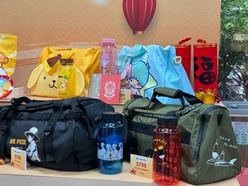 ▲全家福袋。（圖／記者鍾怡婷攝）