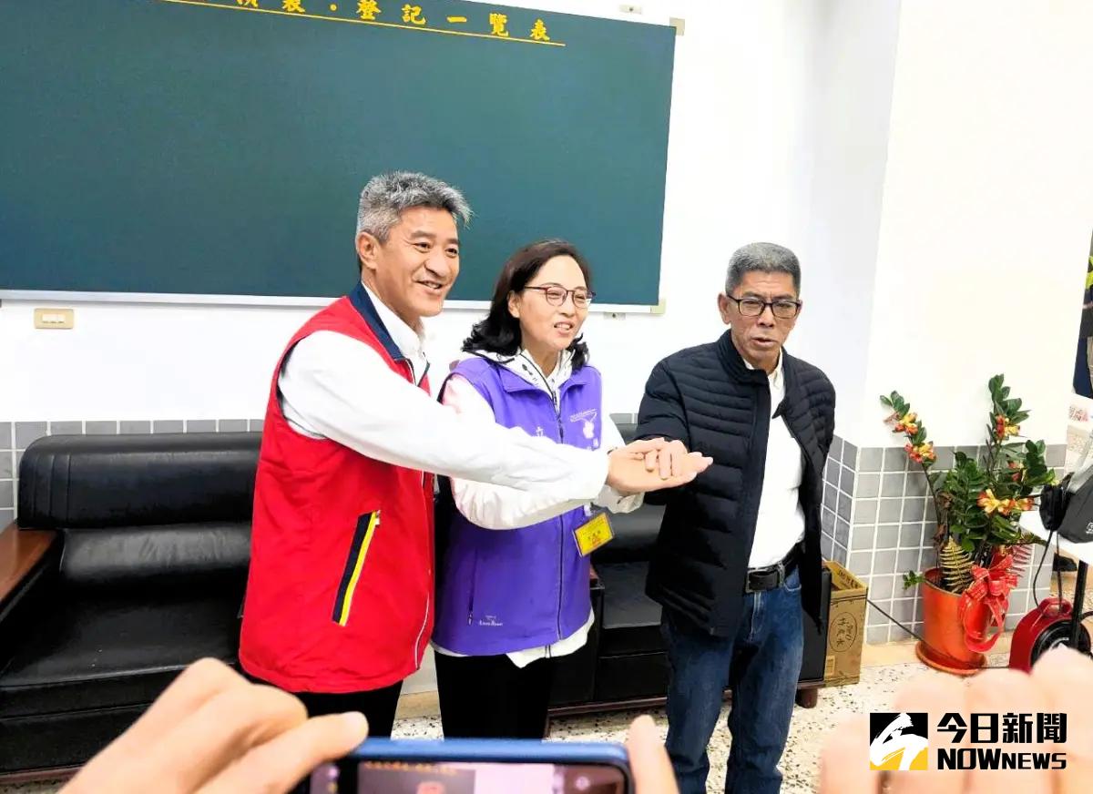 ▲澎湖縣2024年立委選舉抽籤結果1號楊曜、2號吳政杰、3號陳慧娟。（圖／記者張茂雄攝，2023.12.20）