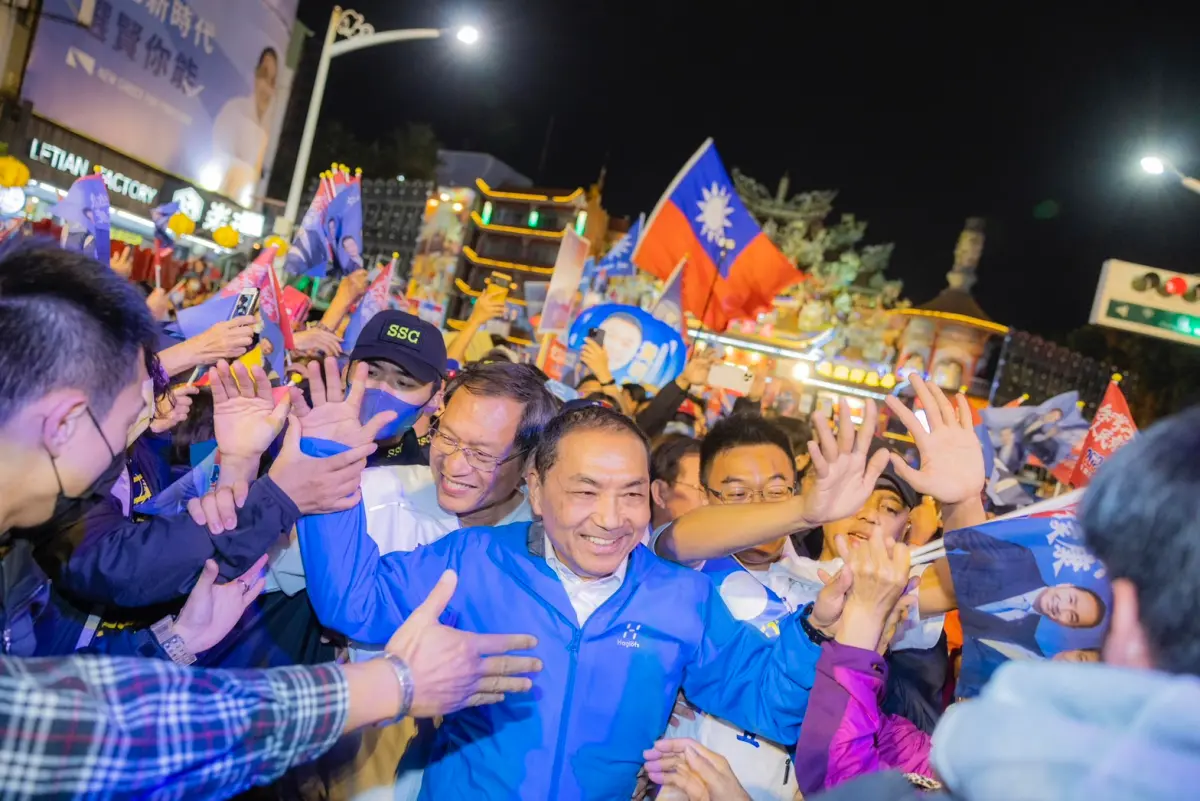 ▲國民黨總統候選人侯友宜21日晚間，在新北競總舉行雙北婦女後援會造勢。（圖／侯辦提供）