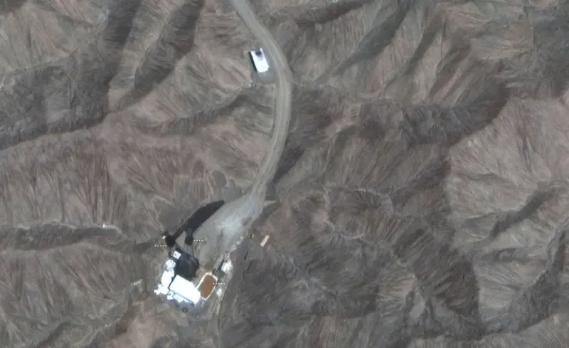 ▲新的衛星影像顯示，北京可能正考慮在新疆測試新一代核武，以提高中國迅速擴張的飛彈部隊殺傷力。（圖／翻攝自紐約時報）