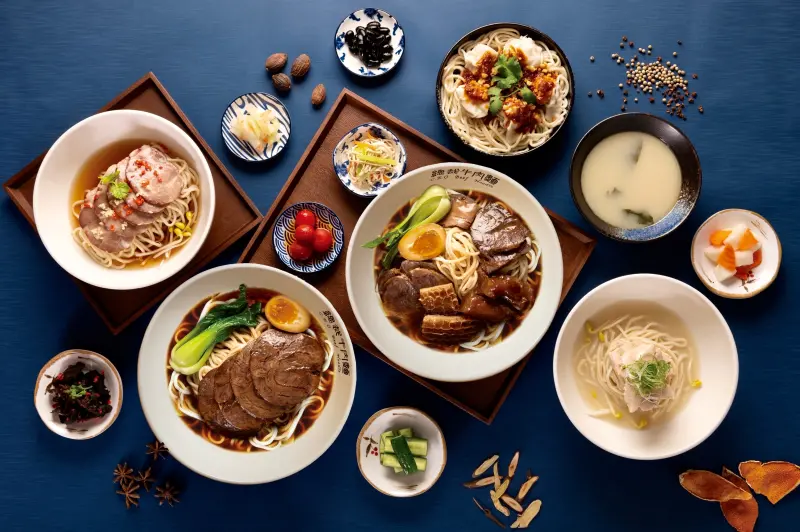 ▲「總裁牛肉麵(C.E.O. Beef Noodle)」昨日開新分店,進駐CITYLINK購物中心南港店C棟7樓美食街。(圖/總裁牛肉麵提供)