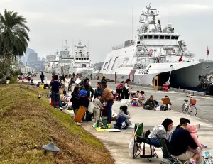 體會海港的魅力！高雄港務分公司舉辦探索高雄港之美寫生比賽
