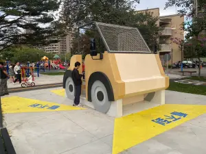 台中首座交通公園啟用！泉源公園縮小版街道　為孩童模擬馬路實況
